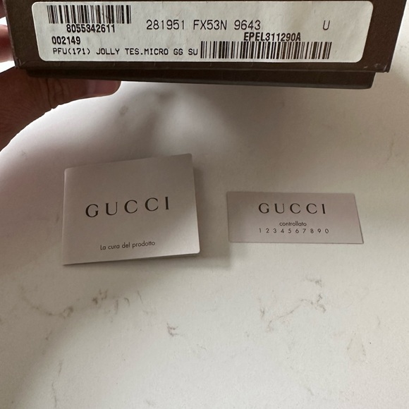 Gucci - Picture 5 of 7